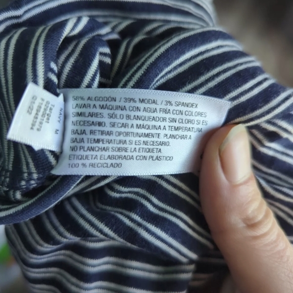 Isabel Maternity Round Neck Tank Top Blue Striped NWT 25.25" Length Medium - Picture 6 of 6